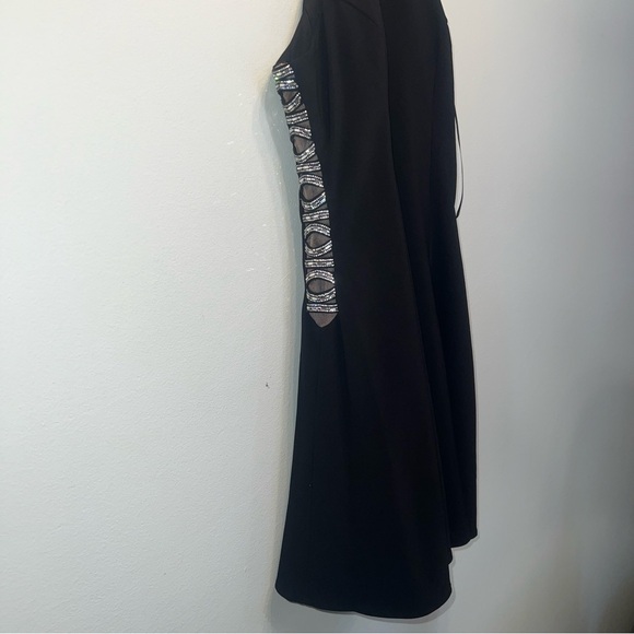 NWTS Avery G Black Cocktail Lined Dress Side Cutouts w Rhinestones & Mesh Size 8 - Picture 3 of 13
